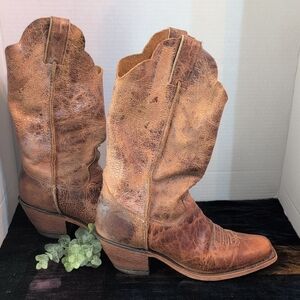 Justin Boots Tan Leather Western Footwear Excellent Condition
